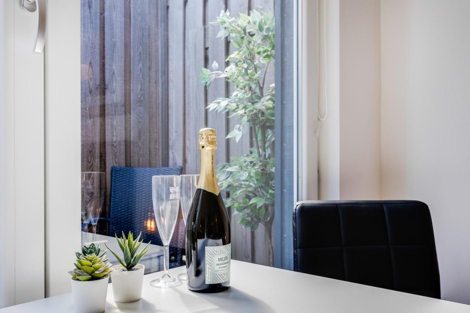 Luxe Wellness Apartment Apeldoorn With Jacuzzi And Sauna Εξωτερικό φωτογραφία