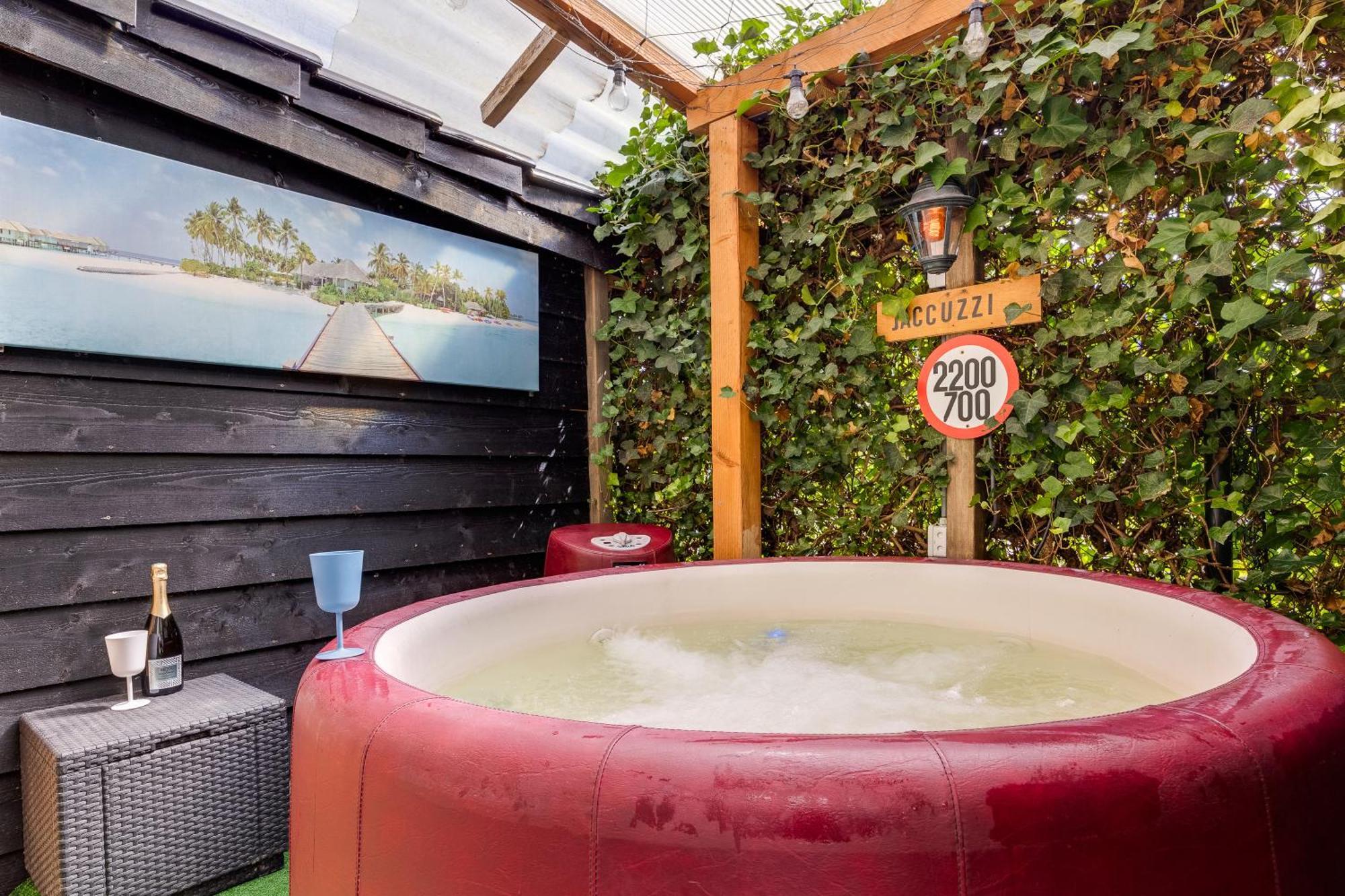 Luxe Wellness Apartment Apeldoorn With Jacuzzi And Sauna Εξωτερικό φωτογραφία
